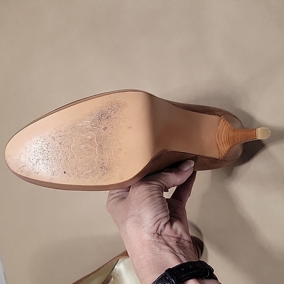 Stuart Weitzman, Size 8.5 Platform Stiletto Heels, Tan Leather - Picture 4 of 12